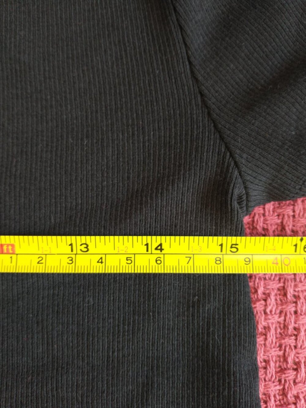 GAP Women's Modern Rib Crop T-Shirt in Black NWT - Picture 7 of 14